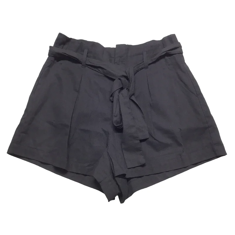 Shorts By Le Lis  Size: M